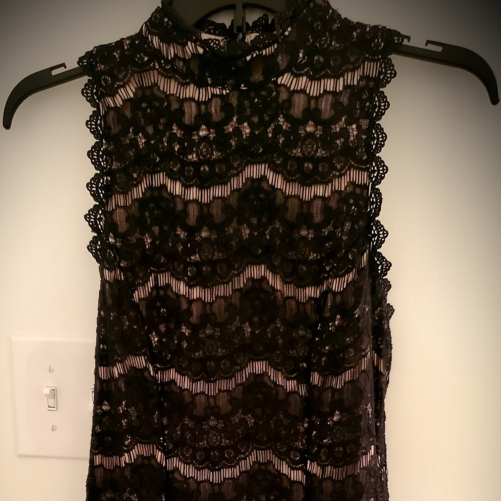 Dress - Picture 4 of 5